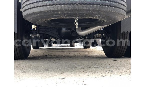 Acheter Import Utilitaire Isuzu FTR 850 Blanc à Import - Dubai, Malawi Acheter Import Utilitaire Isuzu FTR 850 Blanc à Import - Dubai, Malawi