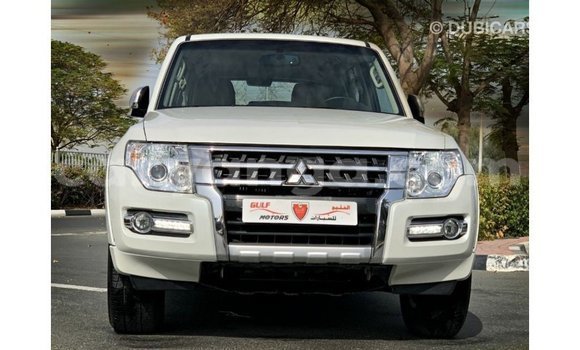 Buy Import Mitsubishi Pajero White Car in Import - Dubai in Malawi Buy Import Mitsubishi Pajero White Car in Import - Dubai in Malawi