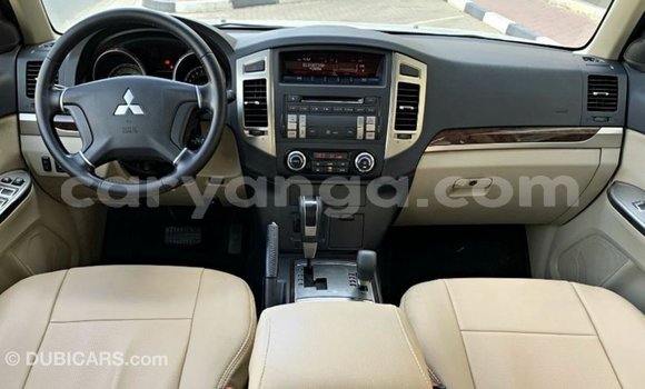Buy Import Mitsubishi Pajero White Car in Import - Dubai in Malawi Buy Import Mitsubishi Pajero White Car in Import - Dubai in Malawi