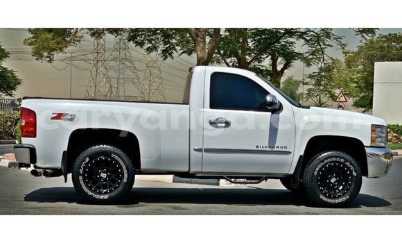 Buy Import Chevrolet Silverado White Car in Import - Dubai in Malawi Buy Import Chevrolet Silverado White Car in Import - Dubai in Malawi