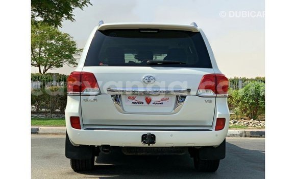 Buy Import Toyota Land Cruiser White Car in Import - Dubai in Malawi Buy Import Toyota Land Cruiser White Car in Import - Dubai in Malawi