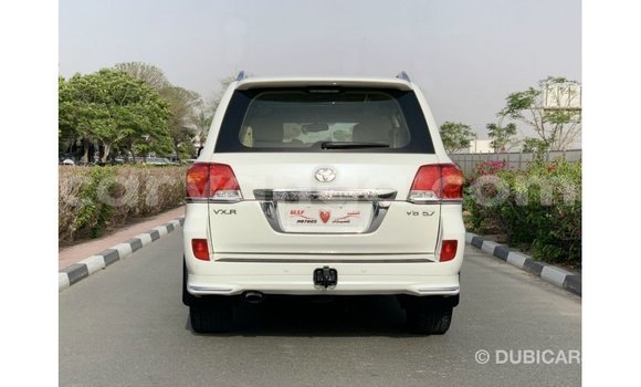 Buy Import Toyota Land Cruiser White Car in Import - Dubai in Malawi Buy Import Toyota Land Cruiser White Car in Import - Dubai in Malawi