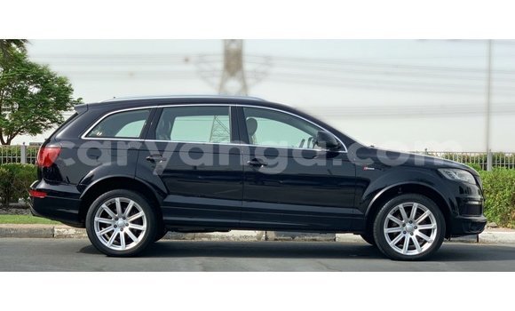 Acheter Import Voiture Audi Q7 Noir à Import - Dubai, Malawi Acheter Import Voiture Audi Q7 Noir à Import - Dubai, Malawi