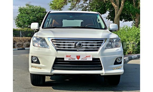 Acheter Import Voiture Lexus LX Blanc à Import - Dubai, Malawi Acheter Import Voiture Lexus LX Blanc à Import - Dubai, Malawi