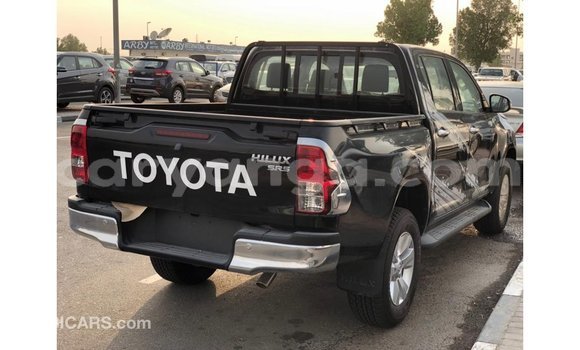 Nunua Imported Toyota Hilux Black Gari ndani ya Import - Dubai nchini Malawi Nunua Imported Toyota Hilux Black Gari ndani ya Import - Dubai nchini Malawi