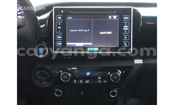 Nunua Imported Toyota Hilux Black Gari ndani ya Import - Dubai nchini Malawi Nunua Imported Toyota Hilux Black Gari ndani ya Import - Dubai nchini Malawi