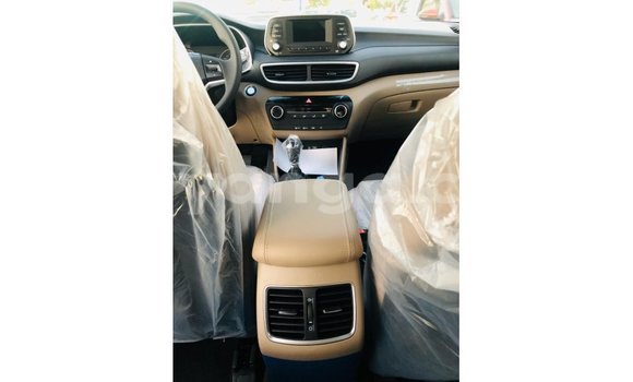 Acheter Import Voiture Hyundai Tucson Blanc à Import - Dubai, Malawi Acheter Import Voiture Hyundai Tucson Blanc à Import - Dubai, Malawi