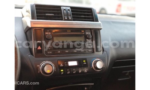 Acheter Import Voiture Toyota Prado Blanc à Import - Dubai, Malawi Acheter Import Voiture Toyota Prado Blanc à Import - Dubai, Malawi