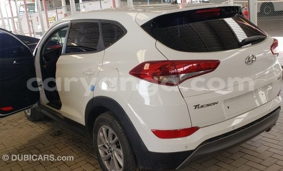Nunua Imported Hyundai Tucson White Gari ndani ya Import - Dubai nchini Malawi Nunua Imported Hyundai Tucson White Gari ndani ya Import - Dubai nchini Malawi