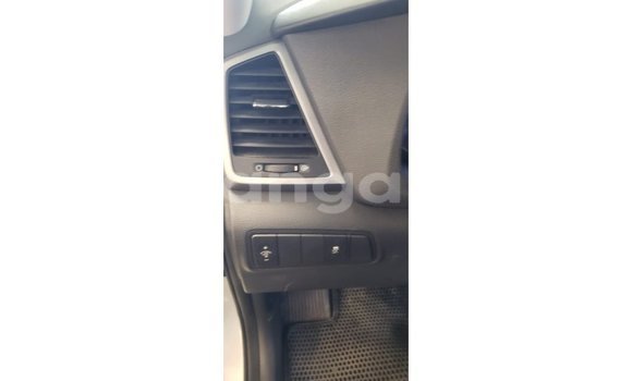 Nunua Imported Hyundai Tucson White Gari ndani ya Import - Dubai nchini Malawi Nunua Imported Hyundai Tucson White Gari ndani ya Import - Dubai nchini Malawi