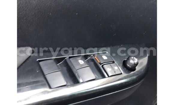 Acheter Import Voiture Toyota Hilux Blanc à Import - Dubai, Malawi Acheter Import Voiture Toyota Hilux Blanc à Import - Dubai, Malawi