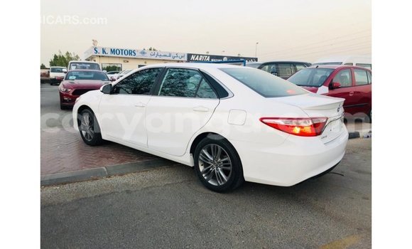 Nunua Imported Toyota Camry White Gari ndani ya Import - Dubai nchini Malawi Nunua Imported Toyota Camry White Gari ndani ya Import - Dubai nchini Malawi