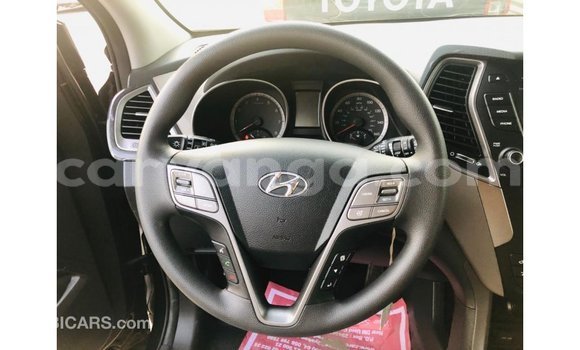 Nunua Imported Hyundai Santa Fe Black Gari ndani ya Import - Dubai nchini Malawi Nunua Imported Hyundai Santa Fe Black Gari ndani ya Import - Dubai nchini Malawi