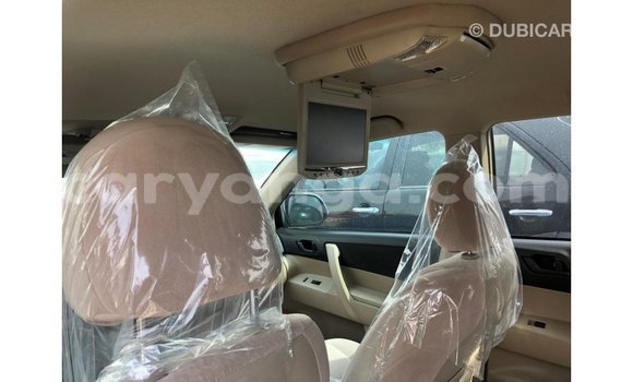 Acheter Import Voiture Toyota Highlander Bleu à Import - Dubai, Malawi Acheter Import Voiture Toyota Highlander Bleu à Import - Dubai, Malawi