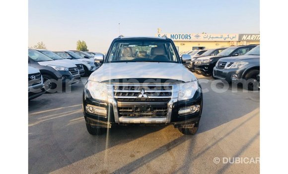 Nunua Imported Mitsubishi Pajero Black Gari ndani ya Import - Dubai nchini Malawi Nunua Imported Mitsubishi Pajero Black Gari ndani ya Import - Dubai nchini Malawi