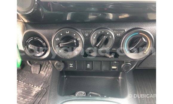 Nunua Imported Toyota Hilux White Gari ndani ya Import - Dubai nchini Malawi Nunua Imported Toyota Hilux White Gari ndani ya Import - Dubai nchini Malawi