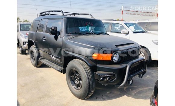 Nunua Imported Toyota FJ Cruiser Black Gari ndani ya Import - Dubai nchini Malawi Nunua Imported Toyota FJ Cruiser Black Gari ndani ya Import - Dubai nchini Malawi