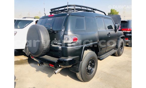 Nunua Imported Toyota FJ Cruiser Black Gari ndani ya Import - Dubai nchini Malawi Nunua Imported Toyota FJ Cruiser Black Gari ndani ya Import - Dubai nchini Malawi