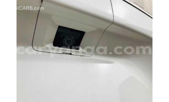 Nunua Imported Toyota Prado White Gari ndani ya Import - Dubai nchini Malawi Nunua Imported Toyota Prado White Gari ndani ya Import - Dubai nchini Malawi