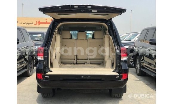 Buy Import Toyota Land Cruiser Black Car in Import - Dubai in Malawi Buy Import Toyota Land Cruiser Black Car in Import - Dubai in Malawi