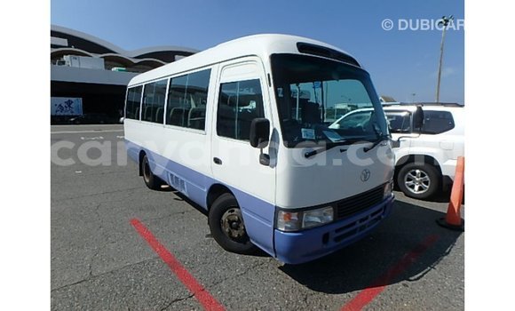 Acheter Import Voiture Toyota Coaster Blanc à Import - Dubai, Malawi Acheter Import Voiture Toyota Coaster Blanc à Import - Dubai, Malawi