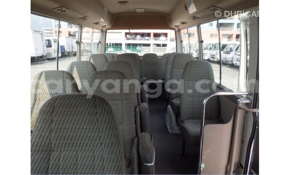Acheter Import Voiture Toyota Coaster Blanc à Import - Dubai, Malawi Acheter Import Voiture Toyota Coaster Blanc à Import - Dubai, Malawi