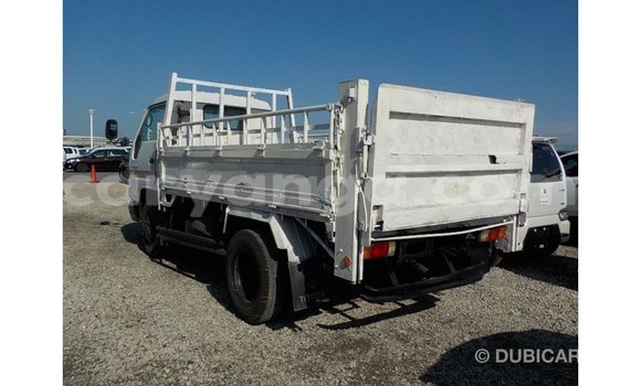 Nunua Imported Toyota Dyna White Gari ndani ya Import - Dubai nchini Malawi Nunua Imported Toyota Dyna White Gari ndani ya Import - Dubai nchini Malawi