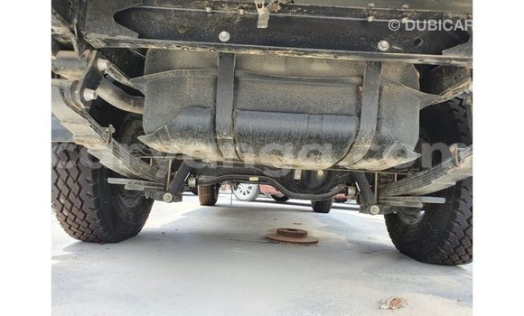Nunua Imported Toyota Land Cruiser White Gari ndani ya Import - Dubai nchini Malawi Nunua Imported Toyota Land Cruiser White Gari ndani ya Import - Dubai nchini Malawi