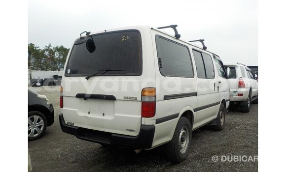 Acheter Import Voiture Toyota Hiace Blanc à Import - Dubai, Malawi Acheter Import Voiture Toyota Hiace Blanc à Import - Dubai, Malawi