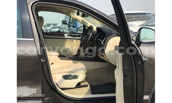 Buy Import Volkswagen Touareg Brown Car in Import - Dubai in Malawi Buy Import Volkswagen Touareg Brown Car in Import - Dubai in Malawi