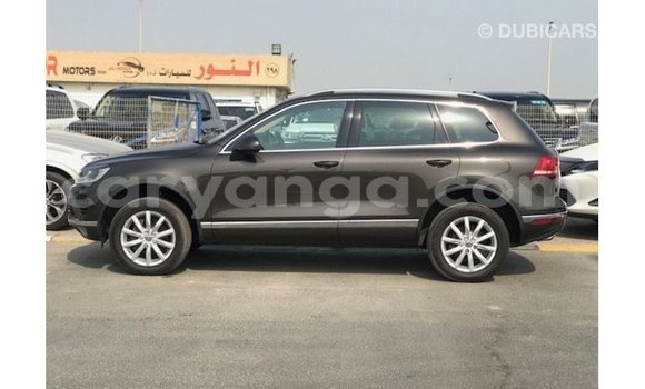 Buy Import Volkswagen Touareg Brown Car in Import - Dubai in Malawi Buy Import Volkswagen Touareg Brown Car in Import - Dubai in Malawi