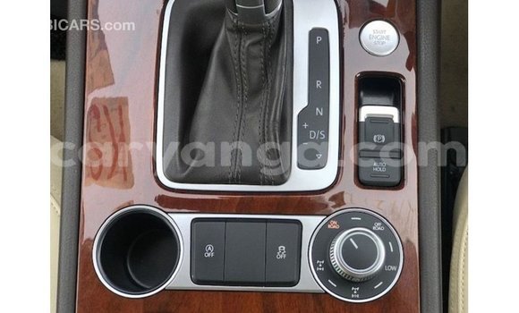 Buy Import Volkswagen Touareg Brown Car in Import - Dubai in Malawi Buy Import Volkswagen Touareg Brown Car in Import - Dubai in Malawi