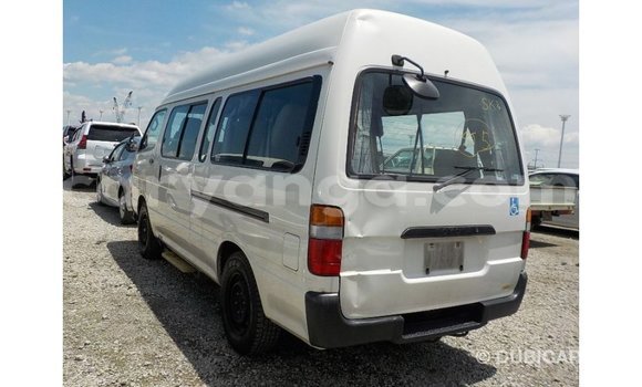 Acheter Import Voiture Toyota Hiace Blanc à Import - Dubai, Malawi Acheter Import Voiture Toyota Hiace Blanc à Import - Dubai, Malawi