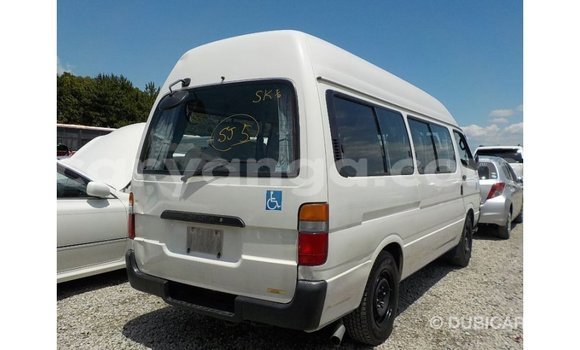 Acheter Import Voiture Toyota Hiace Blanc à Import - Dubai, Malawi Acheter Import Voiture Toyota Hiace Blanc à Import - Dubai, Malawi