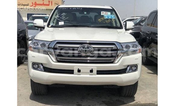 Buy Import Toyota Land Cruiser White Car in Import - Dubai in Malawi Buy Import Toyota Land Cruiser White Car in Import - Dubai in Malawi