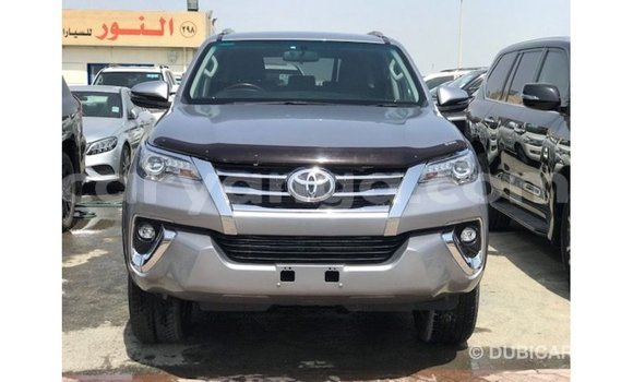 Acheter Import Voiture Toyota Fortuner Autre à Import - Dubai, Malawi Acheter Import Voiture Toyota Fortuner Autre à Import - Dubai, Malawi