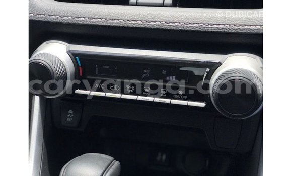 Acheter Import Voiture Toyota Fielder Blanc à Import - Dubai, Malawi Acheter Import Voiture Toyota Fielder Blanc à Import - Dubai, Malawi