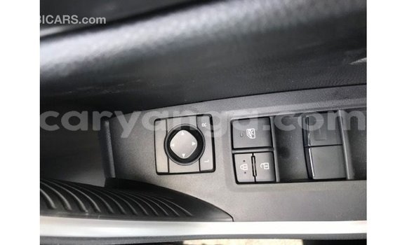 Acheter Import Voiture Toyota Fielder Blanc à Import - Dubai, Malawi Acheter Import Voiture Toyota Fielder Blanc à Import - Dubai, Malawi