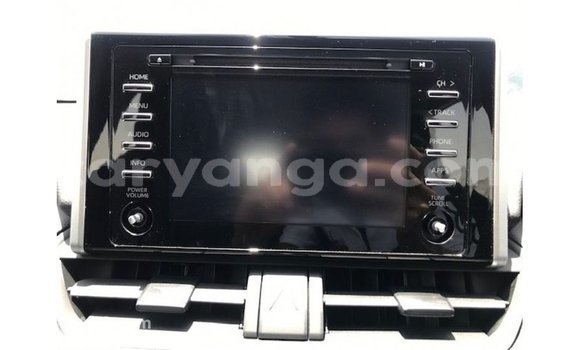 Acheter Import Voiture Toyota Fielder Blanc à Import - Dubai, Malawi Acheter Import Voiture Toyota Fielder Blanc à Import - Dubai, Malawi