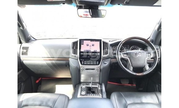 Buy Import Toyota Land Cruiser White Car in Import - Dubai in Malawi Buy Import Toyota Land Cruiser White Car in Import - Dubai in Malawi