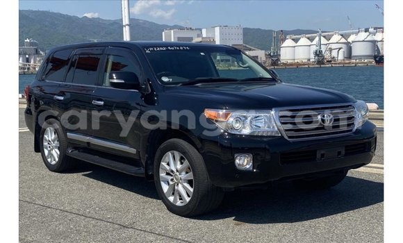 Nunua Imported Toyota Land Cruiser Black Gari ndani ya Import - Dubai nchini Malawi Nunua Imported Toyota Land Cruiser Black Gari ndani ya Import - Dubai nchini Malawi