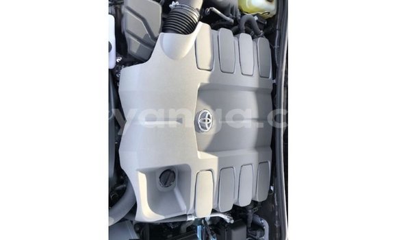 Buy Import Toyota Land Cruiser White Car in Import - Dubai in Malawi Buy Import Toyota Land Cruiser White Car in Import - Dubai in Malawi