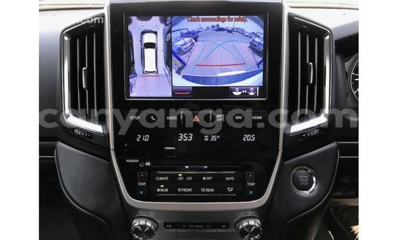 Buy Import Toyota Land Cruiser White Car in Import - Dubai in Malawi Buy Import Toyota Land Cruiser White Car in Import - Dubai in Malawi