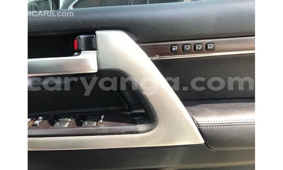 Buy Import Toyota Land Cruiser White Car in Import - Dubai in Malawi Buy Import Toyota Land Cruiser White Car in Import - Dubai in Malawi