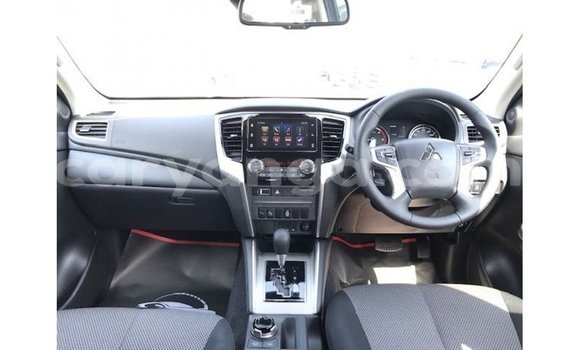 Acheter Import Voiture Mitsubishi i Bleu à Import - Dubai, Malawi Acheter Import Voiture Mitsubishi i Bleu à Import - Dubai, Malawi