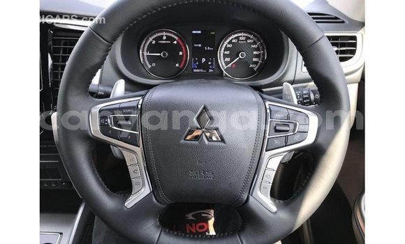 Acheter Import Voiture Mitsubishi i Bleu à Import - Dubai, Malawi Acheter Import Voiture Mitsubishi i Bleu à Import - Dubai, Malawi