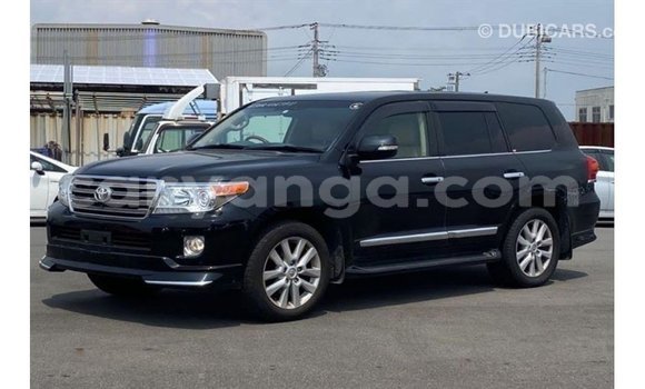 Acheter Import Voiture Toyota Land Cruiser Noir à Import - Dubai, Malawi Acheter Import Voiture Toyota Land Cruiser Noir à Import - Dubai, Malawi