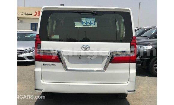 Buy Import Toyota Granvia White Car in Import - Dubai in Malawi Buy Import Toyota Granvia White Car in Import - Dubai in Malawi