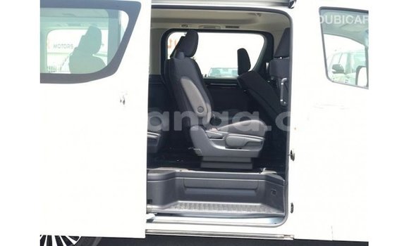 Buy Import Toyota Granvia White Car in Import - Dubai in Malawi Buy Import Toyota Granvia White Car in Import - Dubai in Malawi