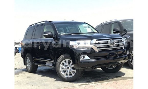 Nunua Imported Toyota Land Cruiser Black Gari ndani ya Import - Dubai nchini Malawi Nunua Imported Toyota Land Cruiser Black Gari ndani ya Import - Dubai nchini Malawi